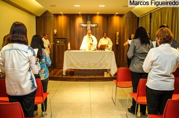 Dom Mol celebra missa em homenagem aos dez anos do NAI