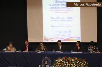 Os professores Márcia Morais, Sérgio Hanriot, a vice-reitora Patrícia Bernardes, o cônsul de Portugal em BH, André Bandeira, Carla Ferretti e Jane Quintiliano