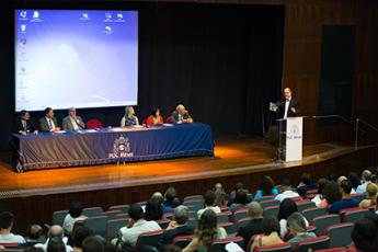 Dom Mol: a iniciação científica é algo muito precioso no processo de ensino e de aprendizagem que se dá dentro de uma universidade, porque faz uma distinção saudável dos alunos