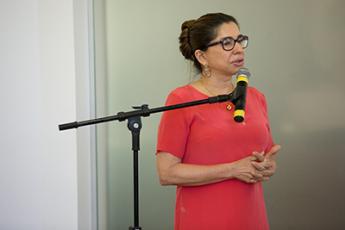 A vice-reitora, professora Patrícia Bernardes, destacou alguns marcos importantes da Universidade