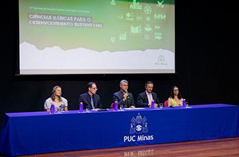 O Seminário de Iniciação Científica, Tecnologia e Inovação acontece anualmente em outubro